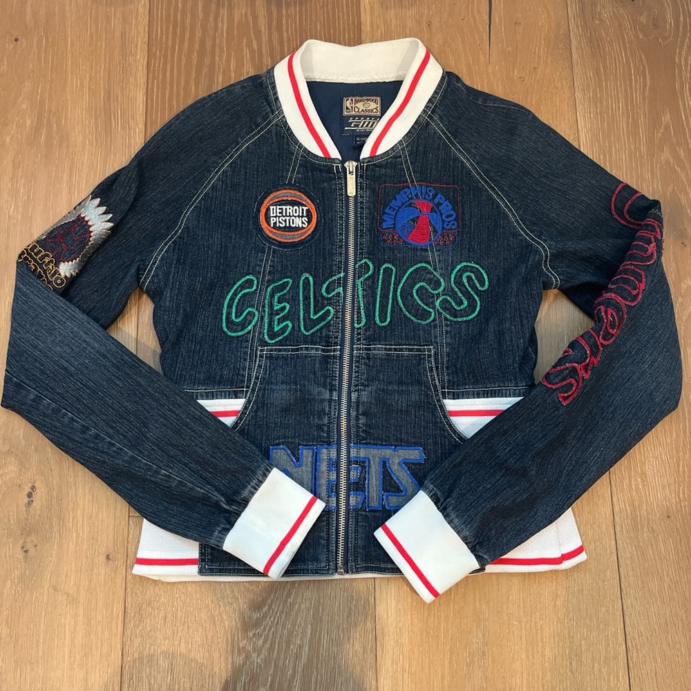 Rare vintage NBA  Denim Jacket with Embroidered Patches
